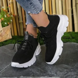 Simkimtim Women Fashionable Casual Solid Color Lace-Up Sneakers